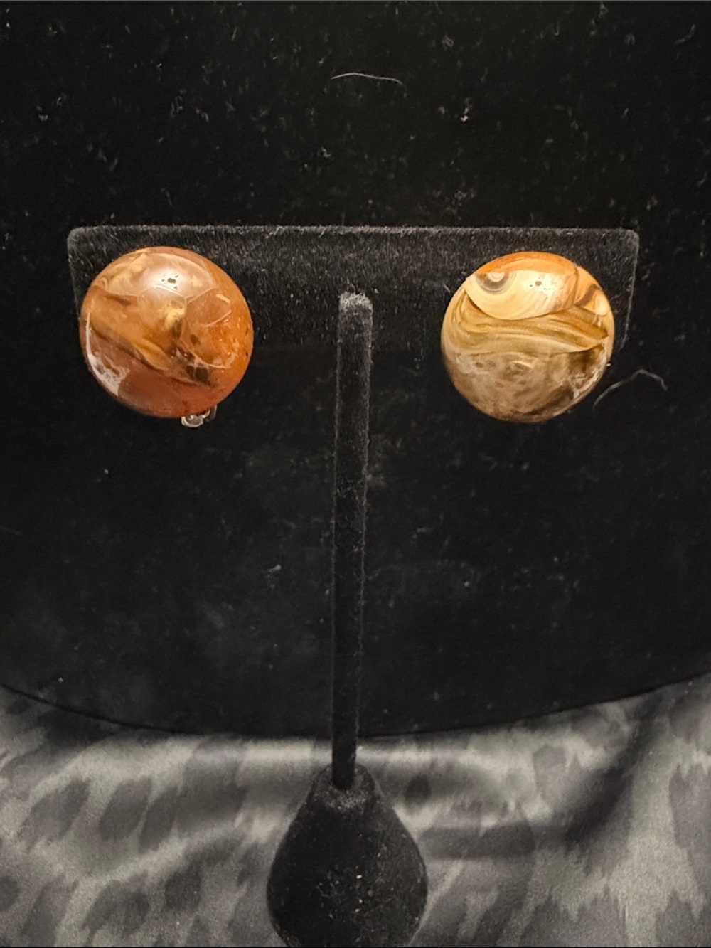 Brown Marbled Round Clio On Stud Earrings